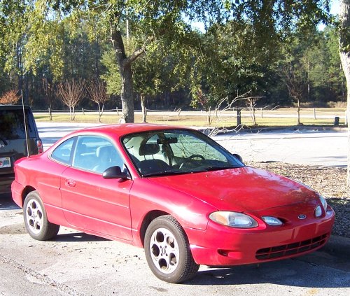 A car: Ford_1999_ZX2